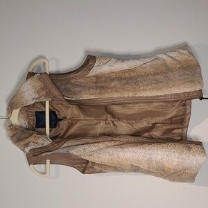 Go Coco Faux fur Vest sz M